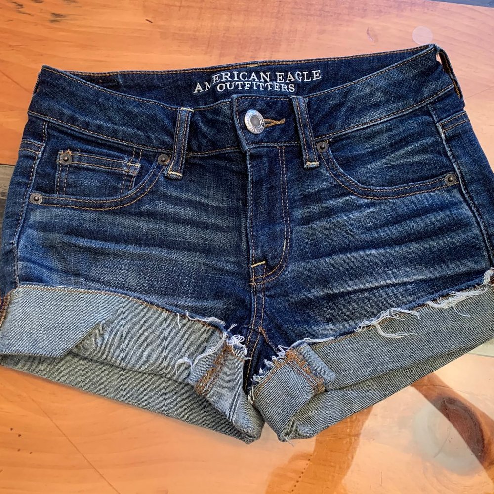 Blue Jean American Eagle Shortie shorts Size 2